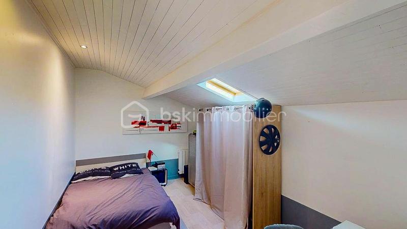 Appartement - 92 m² - 4 pièces