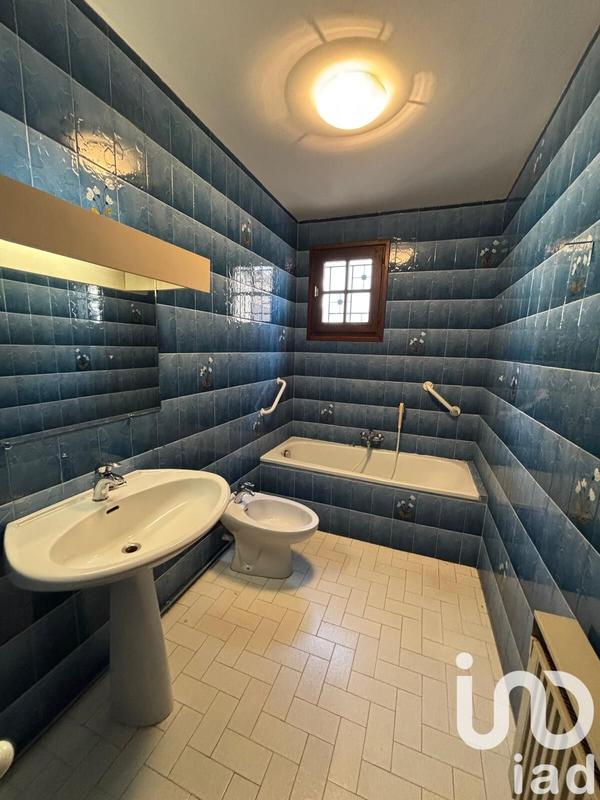 Maison de village - 168 m² - 8 pièces