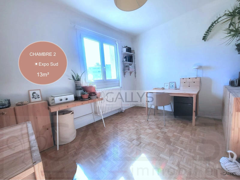 Appartement - 80 m² - 3 pièces