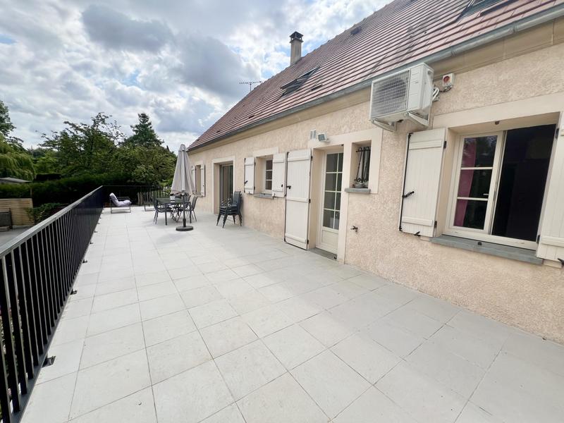 Maison contemporaine - 180 m² - 7 pièces