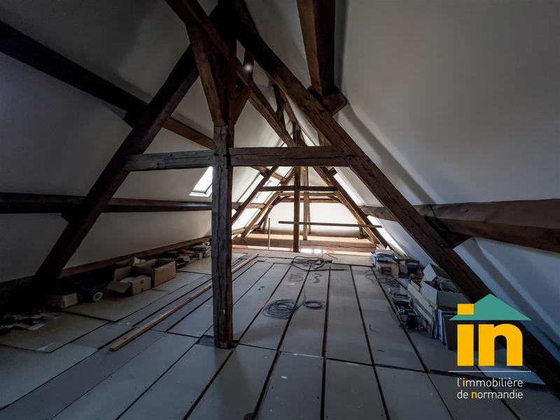 Maison de ville - 184 m² - 4 pièces