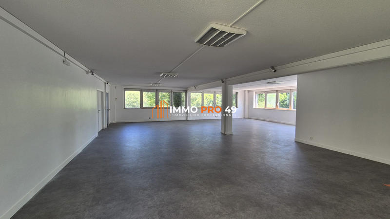 Local commercial - 200 m²