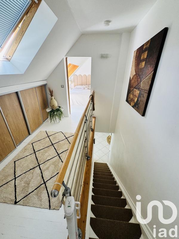 Maison - 98 m² - 6 pièces