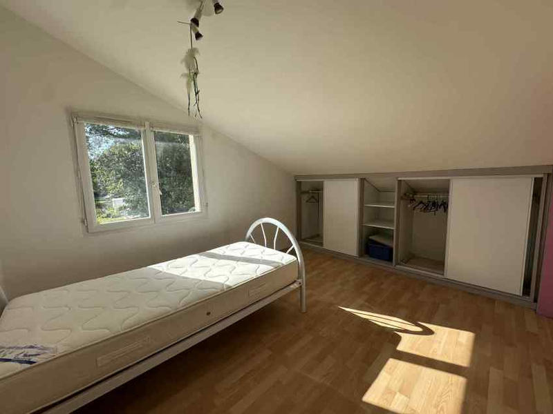 Maison - 182 m² - 6 pièces