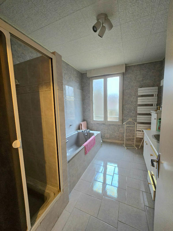 Maison - 156 m² - 6 pièces