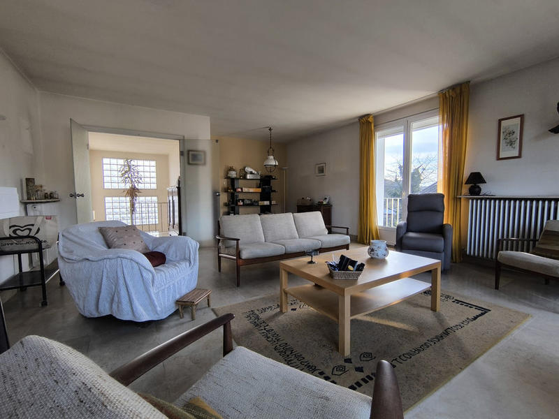 Maison - 144 m² - 5 pièces