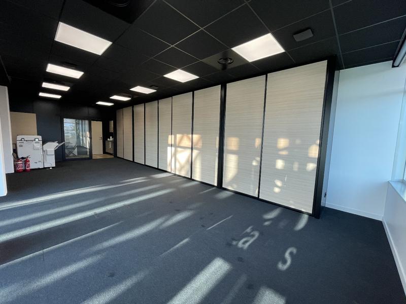 Bureau - 44 m² - 1 pièce