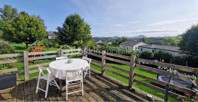 Maison - 150 m² - 7 pièces