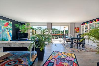 Maison - 168 m² - 6 pièces