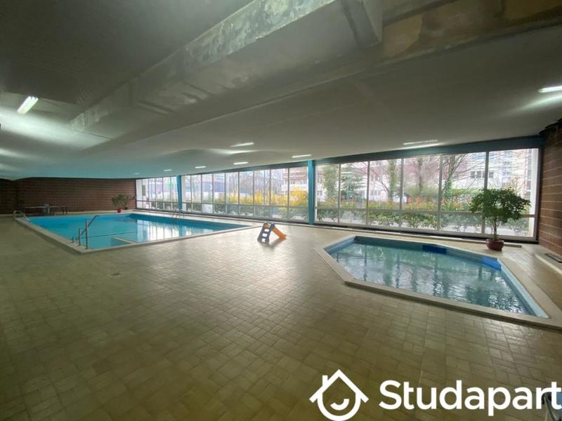 Chambre - 13 m² - 1 pièce