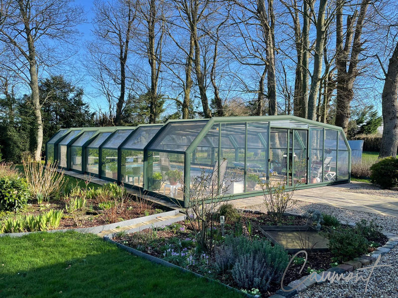 Maison - 229 m² - 8 pièces