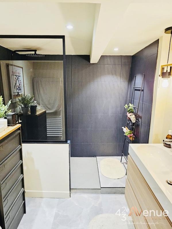 Maison - 152 m² - 6 pièces