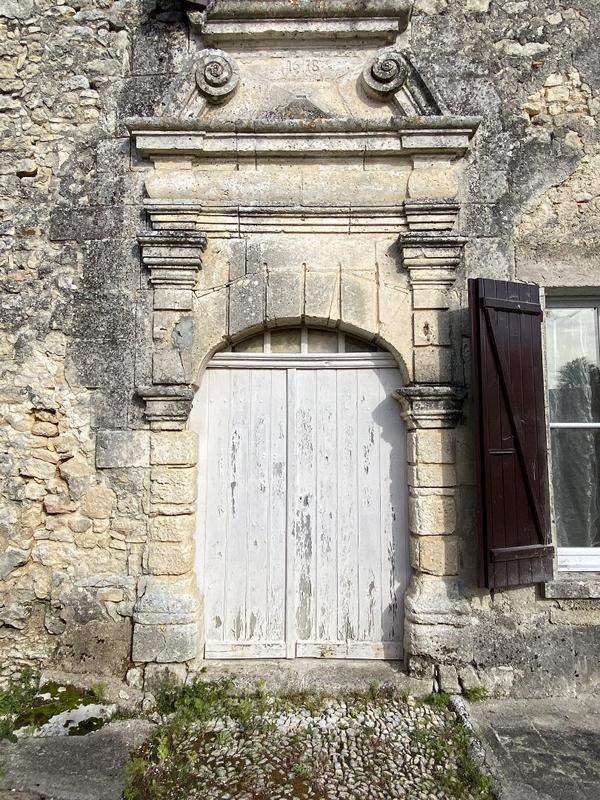 Maison - 315 m² - 11 pièces