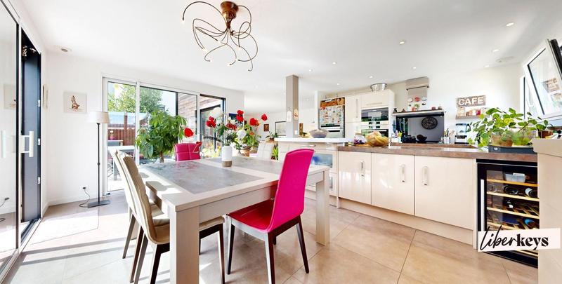 Maison d'architecte - 150 m² - 6 pièces