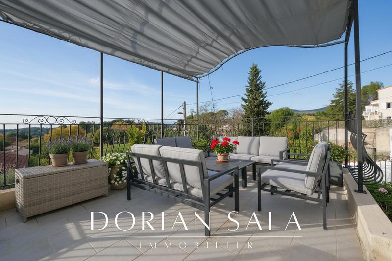 Maison ancienne - 174 m² - 6 pièces