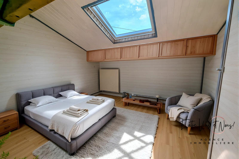 Maison ancienne - 245 m² - 9 pièces