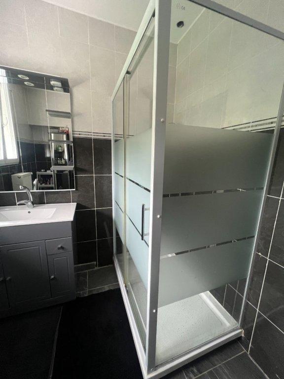 Maison - 122 m² - 5 pièces