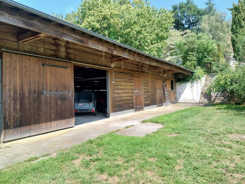 Maison - 204 m² - 7 pièces