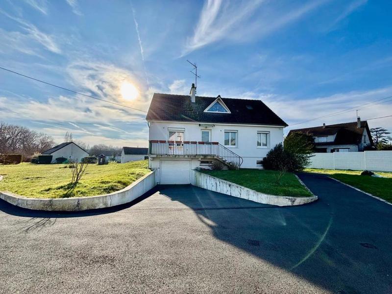 Maison - 122 m² - 6 pièces