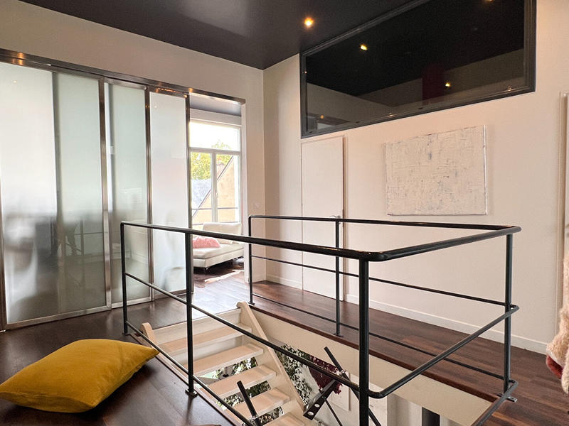 Loft - 188 m² - 6 pièces