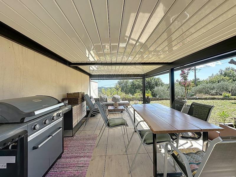 Maison - 142 m² - 7 pièces