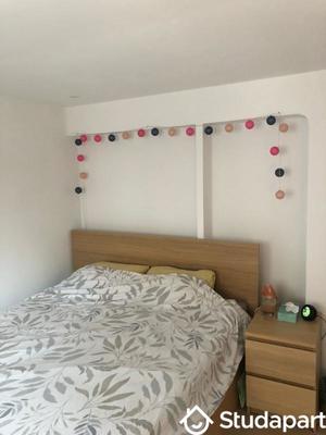Chambre - 12 m² - 1 pièce