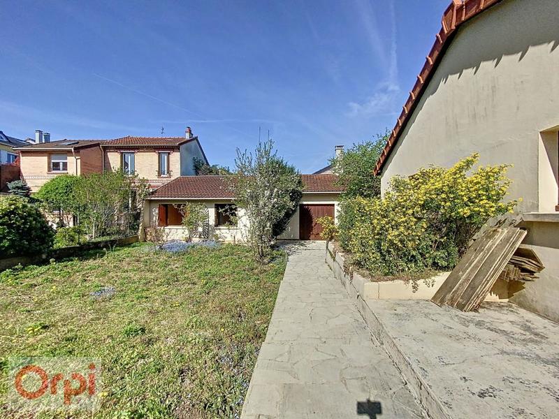 Maison - 90 m² - 3 pièces