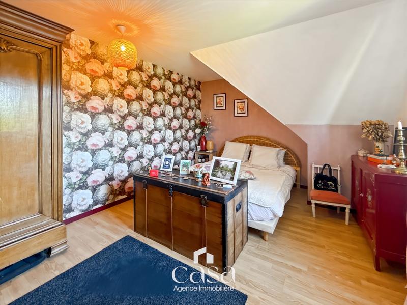 Maison - 137 m² - 6 pièces