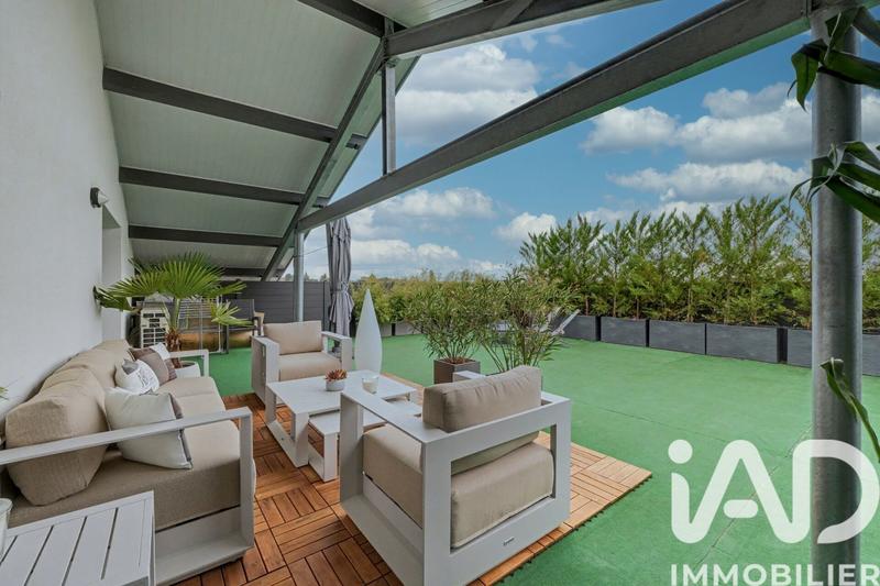 Appartement - 104 m² - 4 pièces