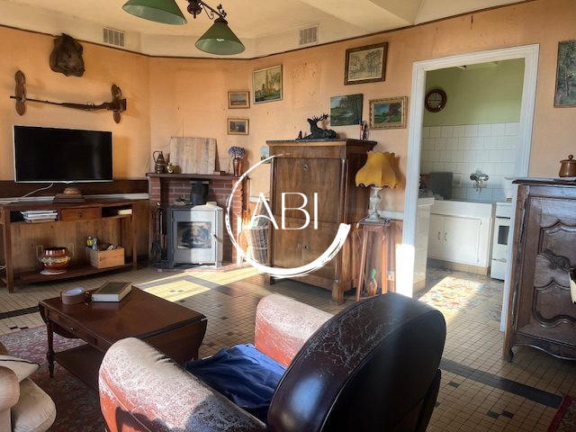 Maison - 110 m² - 4 pièces