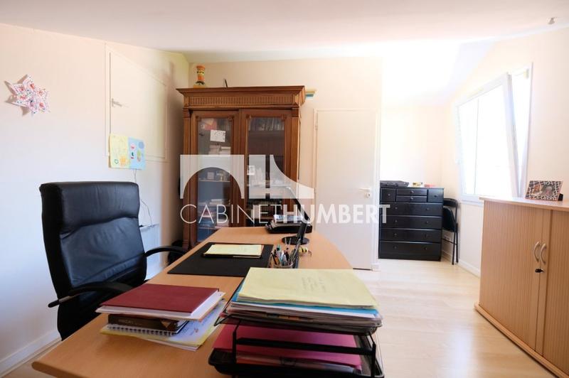 Maison - 220 m² - 7 pièces