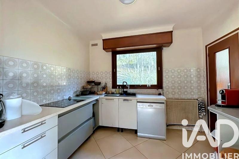 Maison - 175 m² - 8 pièces