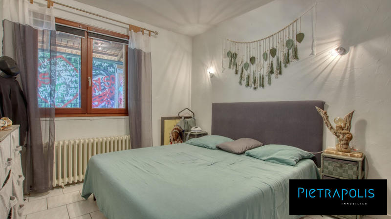 Maison - 137 m² - 4 pièces