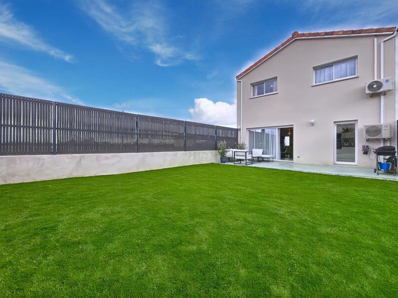 Maison - 103 m² - 5 pièces