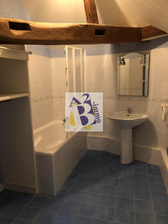 Appartement - 74 m² - 2 pièces