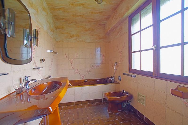 Villa - 268 m² - 10 pièces