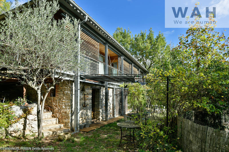 Maison - 158 m² - 4 pièces