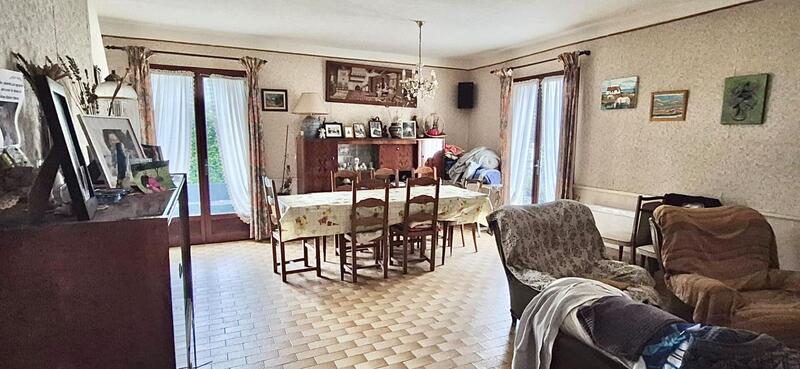 Maison - 95 m² - 4 pièces