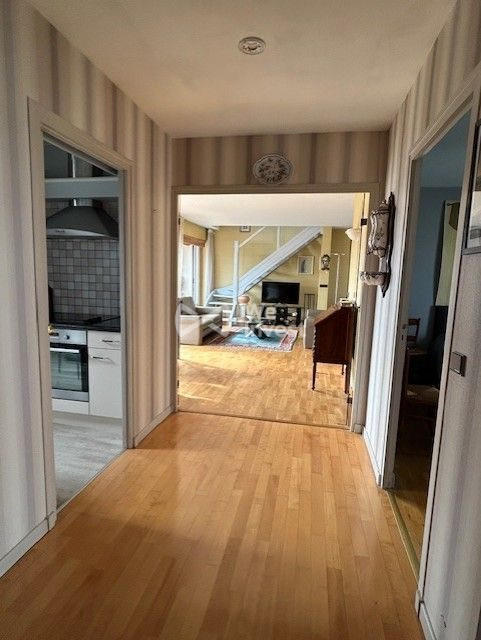 Appartement - 130 m² - 5 pièces