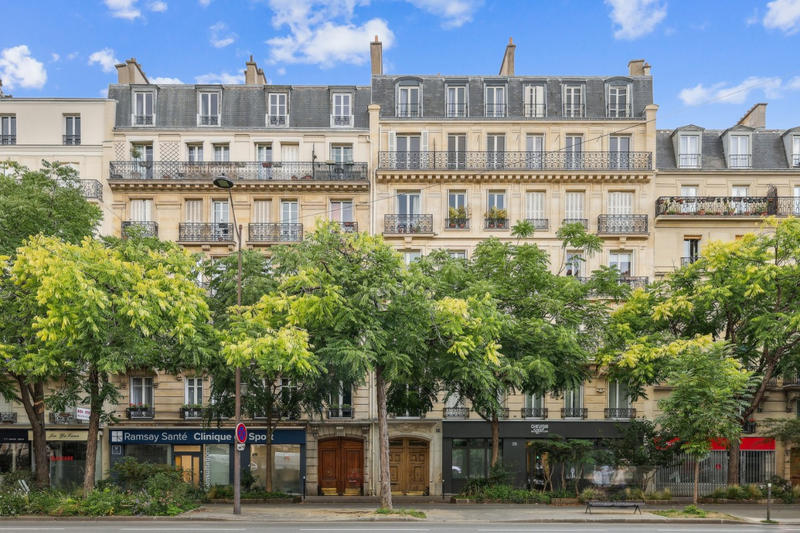 Appartement - 81 m² - 3 pièces