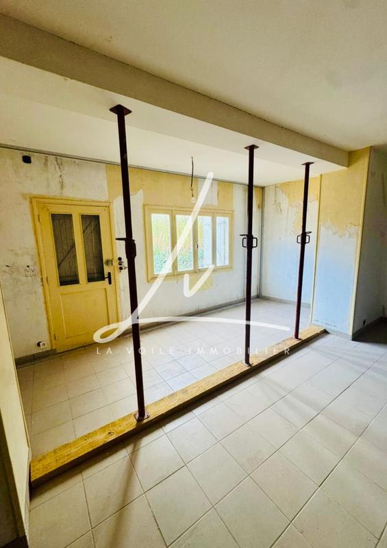 Maison - 80 m² - 4 pièces