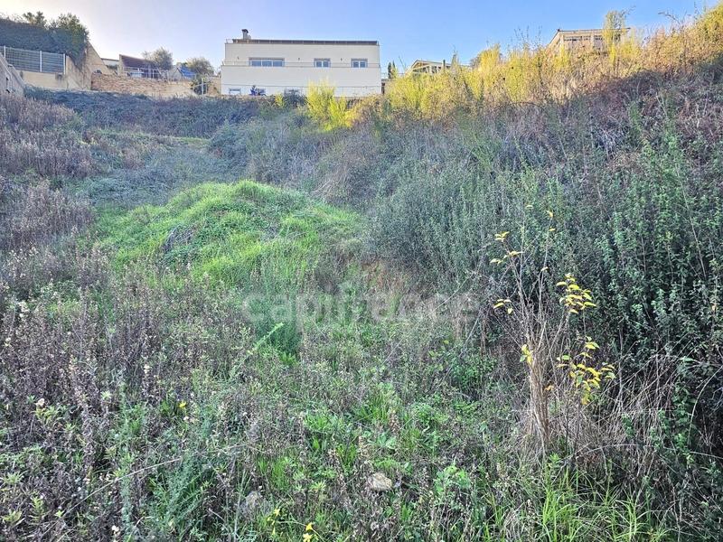 Terrain constructible - 1 407 m²