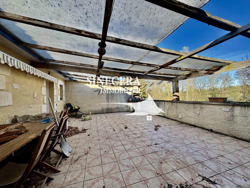 Maison - 160 m² - 9 pièces