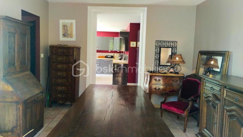 Maison en pierre - 170 m² - 9 pièces