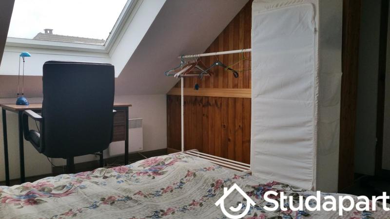 Chambre - 9 m² - 1 pièce