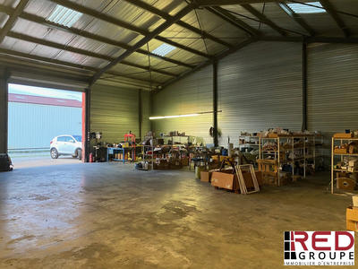 Entrepôt - 335 m²