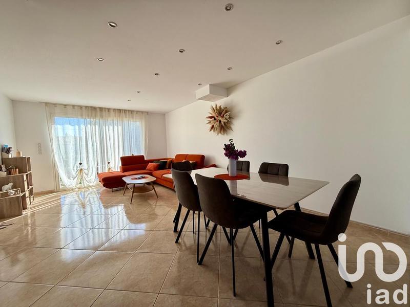 Maison - 240 m² - 9 pièces