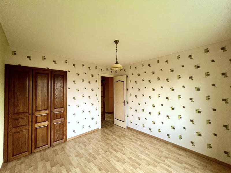 Maison traditionnelle - 120 m² - 10 pièces