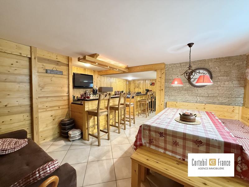 Villa - 217 m² - 7 pièces