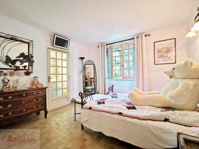 Maison - 141 m² - 5 pièces